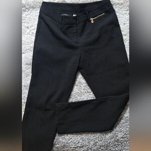 Anne Klein Black Cropped Pants with Gold Accent